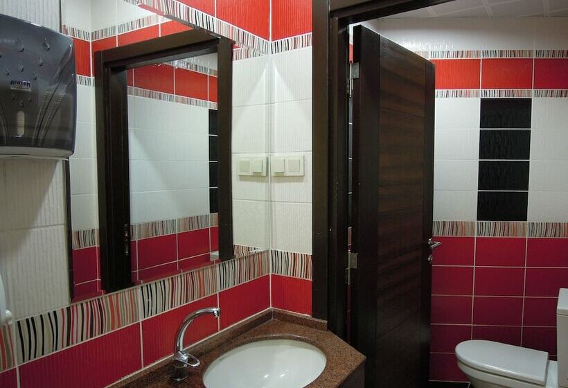 스탠다드 트리플 룸, Konya Meram Park