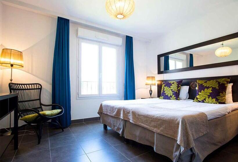 带阳台的高级房间, Langley Resort Napoléon Bonaparte