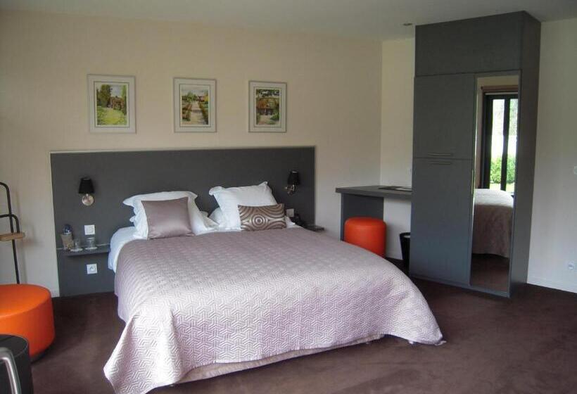 带露台的俱乐部房间, Le Petit Coq Aux Champs   Teritoria