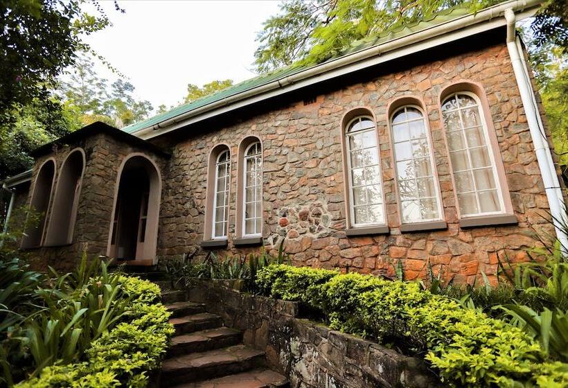 اتاق خانوادگی, Mantenga Lodge