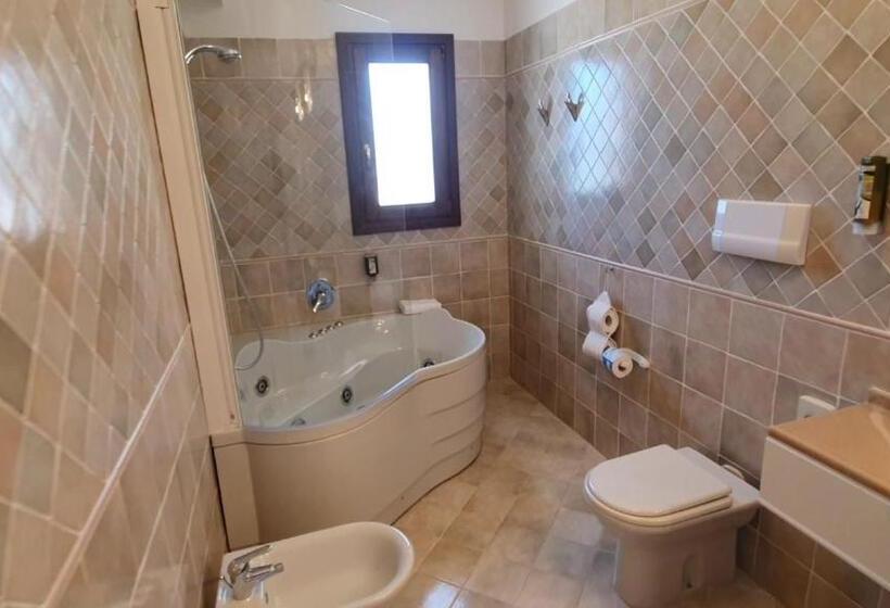 Люкс с гидромассажем, Mon Repos