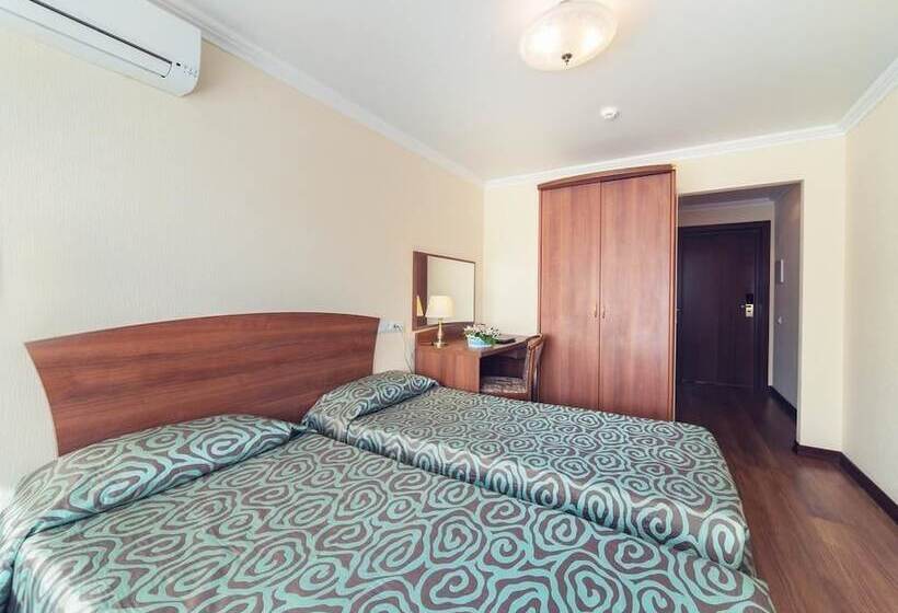 חדר סטנדרט, Posadskiy