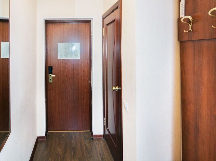 חדר סטנדרט, Posadskiy