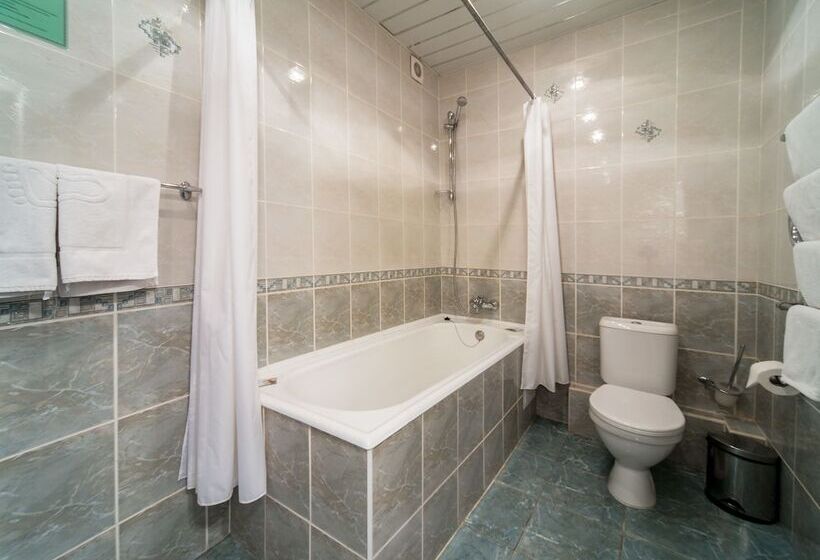 חדר משפחתי, Posadskiy