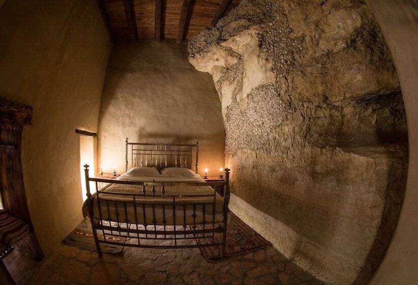 کلبه ییلاقی, Taziry Ecolodge & Sustainable Village