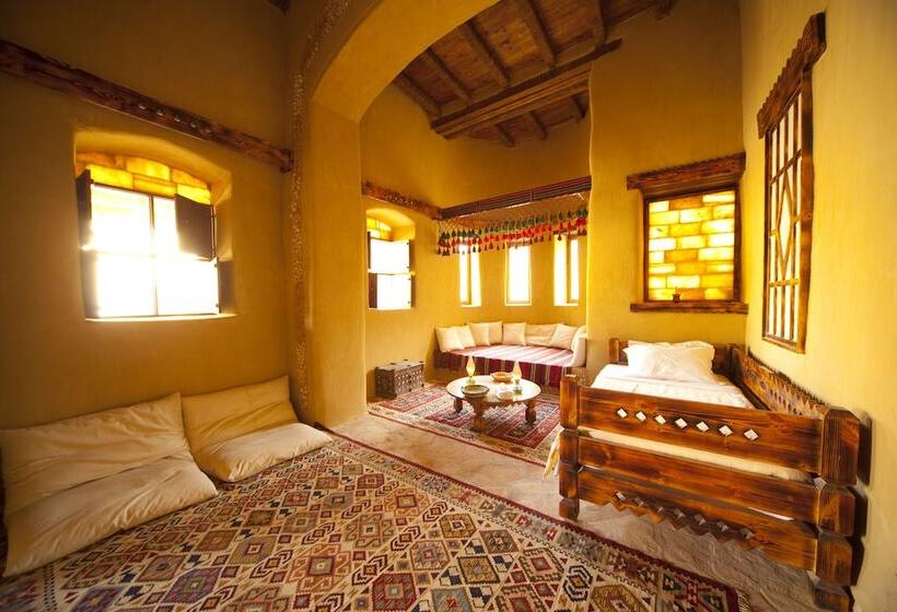 کلبه ییلاقی, Taziry Ecolodge & Sustainable Village
