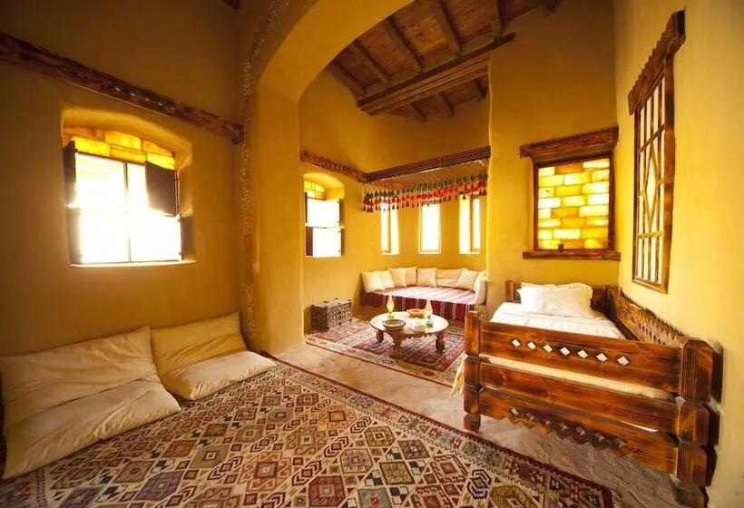 کلبه ییلاقی, Taziry Ecolodge & Sustainable Village