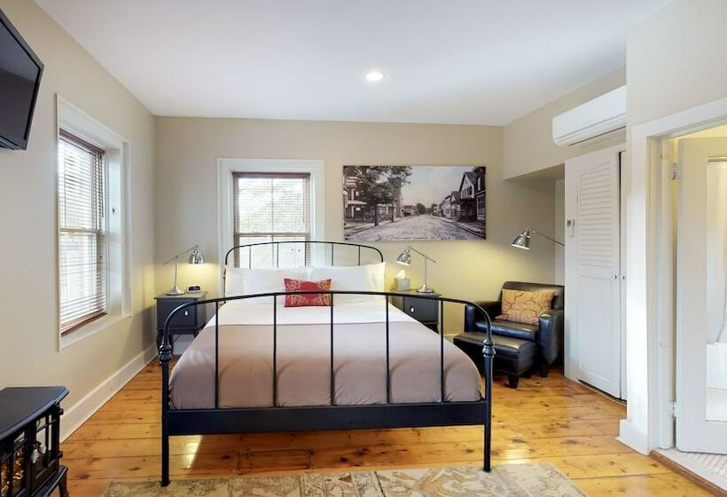 חדר דלוקס, The 1850 House Inn And Tavern