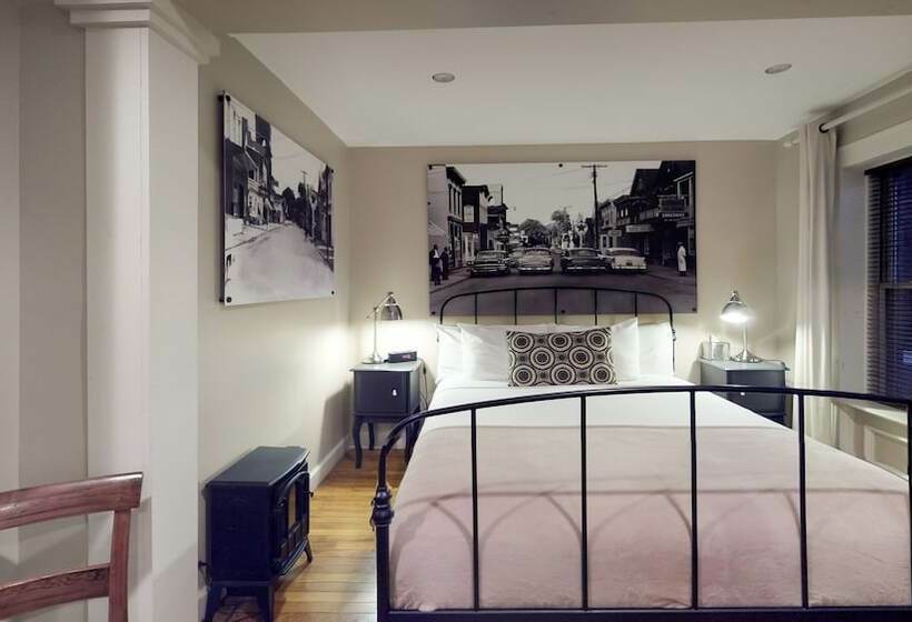 חדר דלוקס, The 1850 House Inn And Tavern