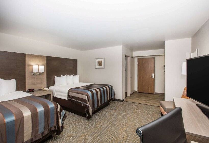 Номер Deluxe, Wingate By Wyndham Louisville Airport Expo Center