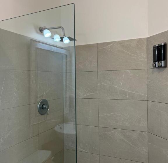 آپارتمان لوکس 1 خوابه, La Heliconia & Day Spa