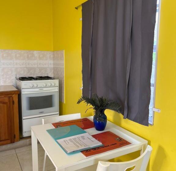 آپارتمان خانوادگی, La Heliconia & Day Spa