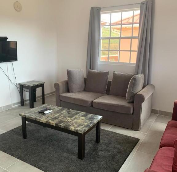 آپارتمان سوپریور 1 خوابه, La Heliconia & Day Spa