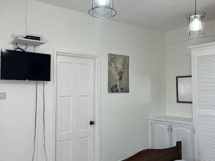 آپارتمان 1 خوابه, La Heliconia & Day Spa