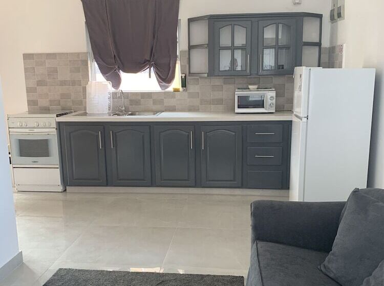 آپارتمان لوکس 1 خوابه, La Heliconia & Day Spa