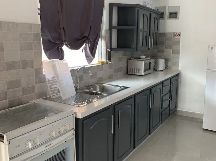 آپارتمان لوکس 1 خوابه, La Heliconia & Day Spa