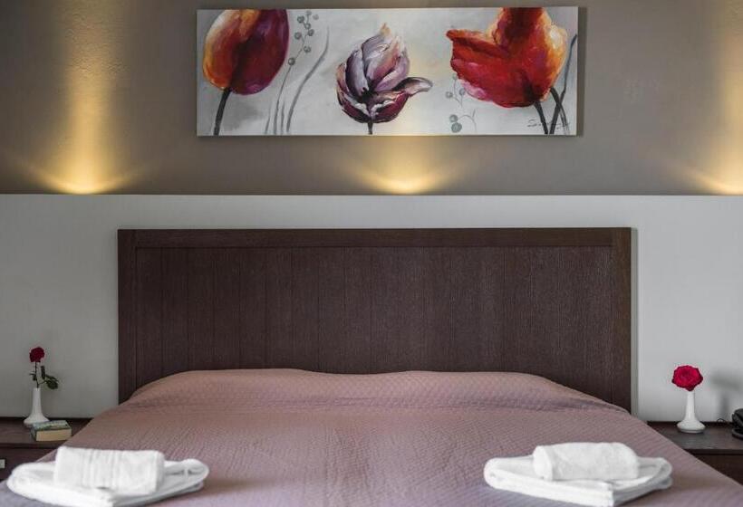 إستوديو سوبيريور, Mirtilos Studios & Apartments