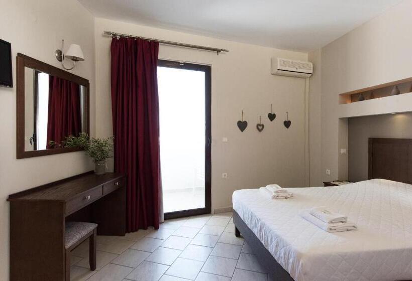 إستوديو سوبيريور, Mirtilos Studios & Apartments