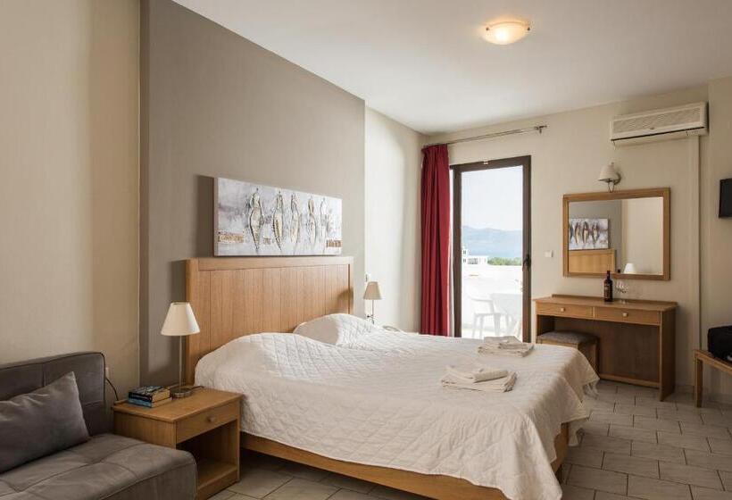 إستوديو قياسى, Mirtilos Studios & Apartments