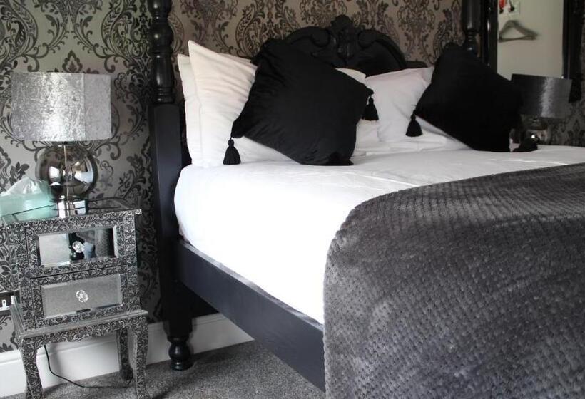 Номер Deluxe, The Whittington And Cat