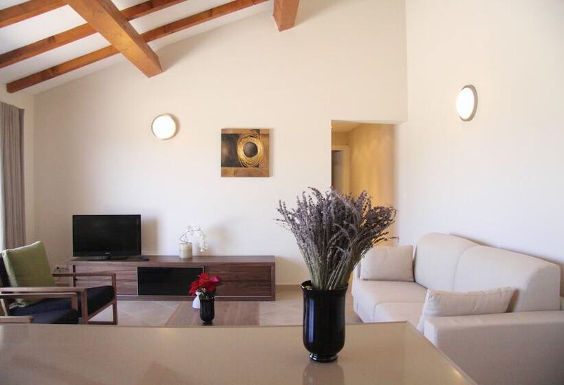 Апартаменты Deluxe 2 Спальни, Residence Salina Bay