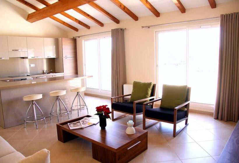 Апартаменты Deluxe 2 Спальни, Residence Salina Bay