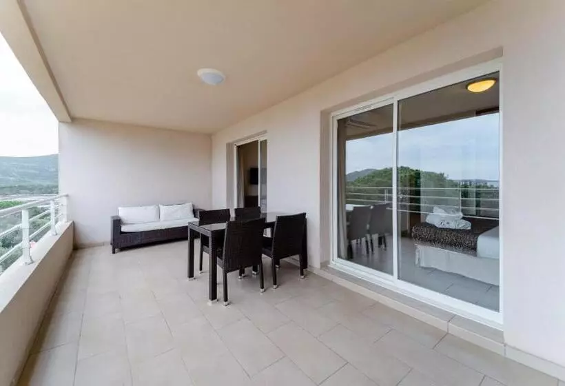 آپارتمان 1 خوابه با چشم‌انداز استخر, Residence Salina Bay