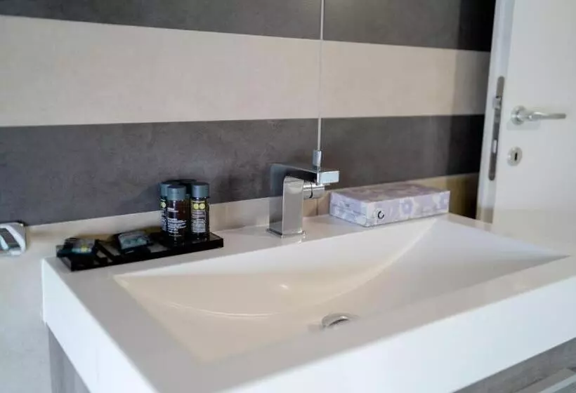 آپارتمان 1 خوابه با چشم‌انداز استخر, Residence Salina Bay