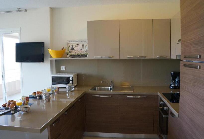 Апартаменты 2 спальни Вид на Бассейн, Residence Salina Bay