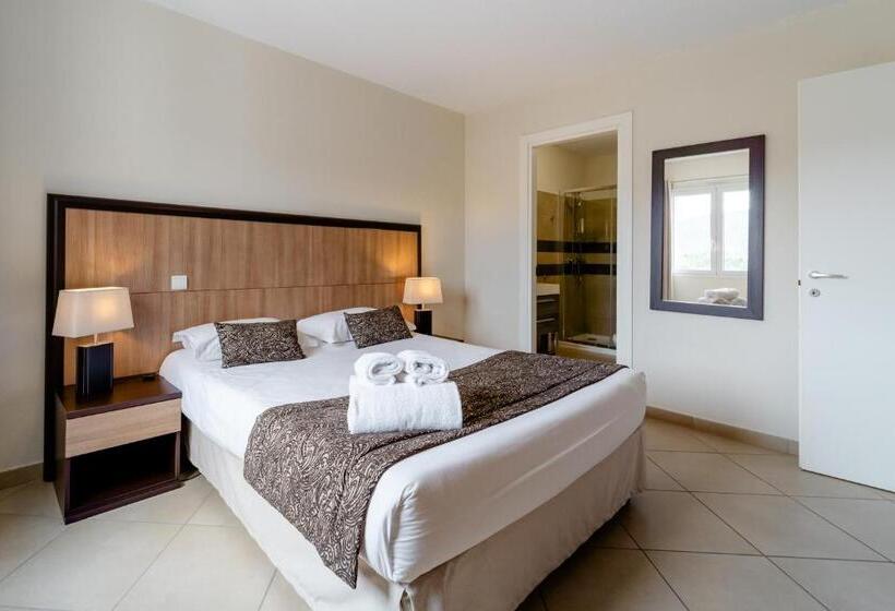 Апартаменты 2 спальни Вид на Бассейн, Residence Salina Bay