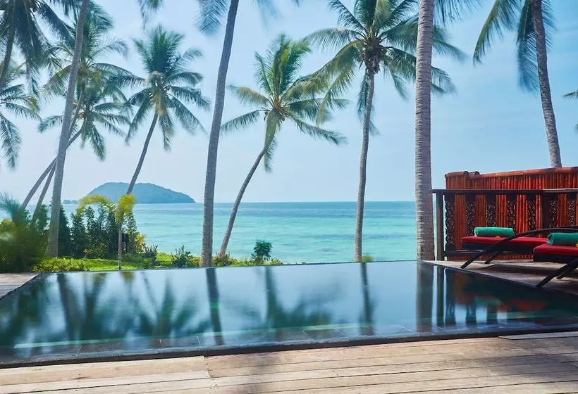 Villa 1 Makuuhuone Merinäkymä, Kupu Kupu Phangan Beach Villas & Spa