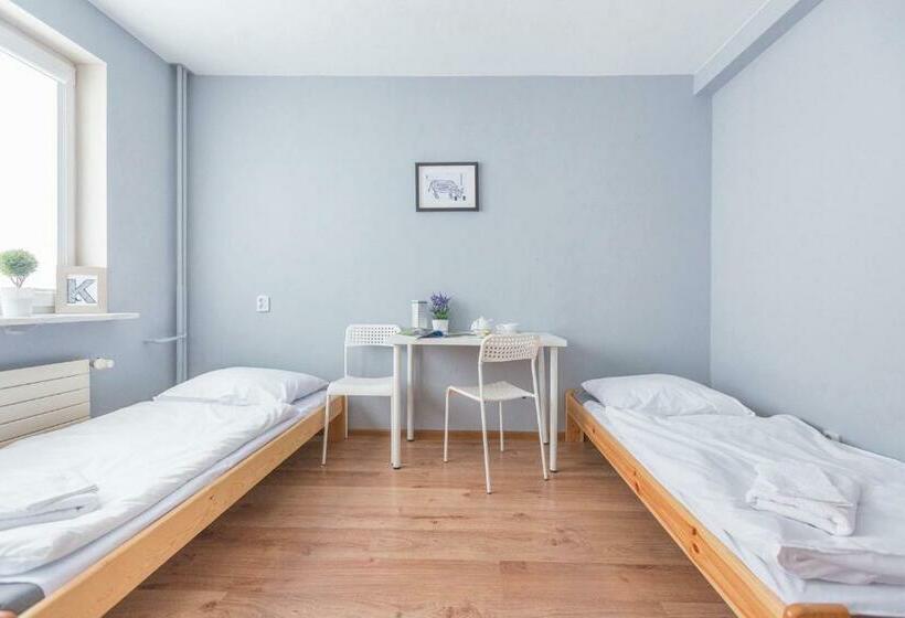 اتاق عادی, Kujawska Rooms