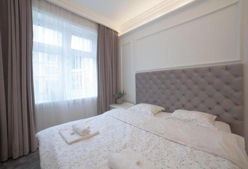 デラックスルーム, Boleslav Home De Luxe