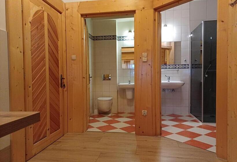 اتاق لوکس خانوادگی, Gospoda Harnaś