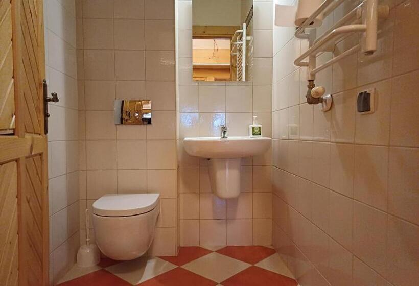 اتاق لوکس خانوادگی, Gospoda Harnaś