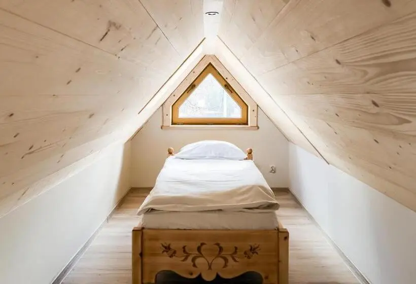 Deluxe Suite King Bed, Gospoda Harnaś