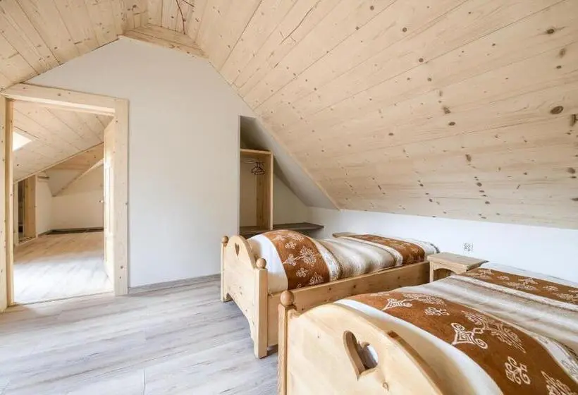 Deluxe Suite King Bed, Gospoda Harnaś