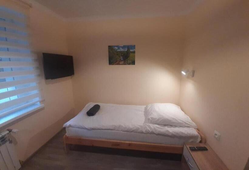 シングルベーシックルーム, Tropikalna Odnowa