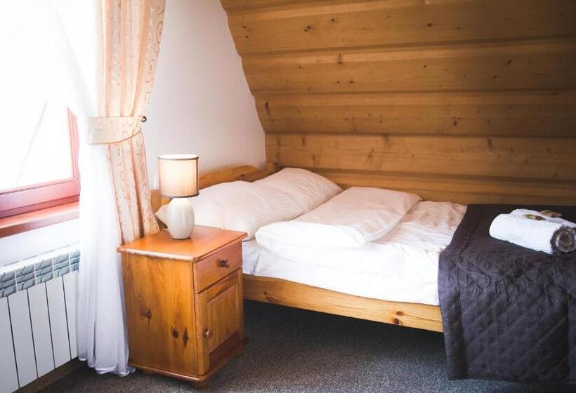 Номер Стандарт Трехместный, Willa Lichajówka