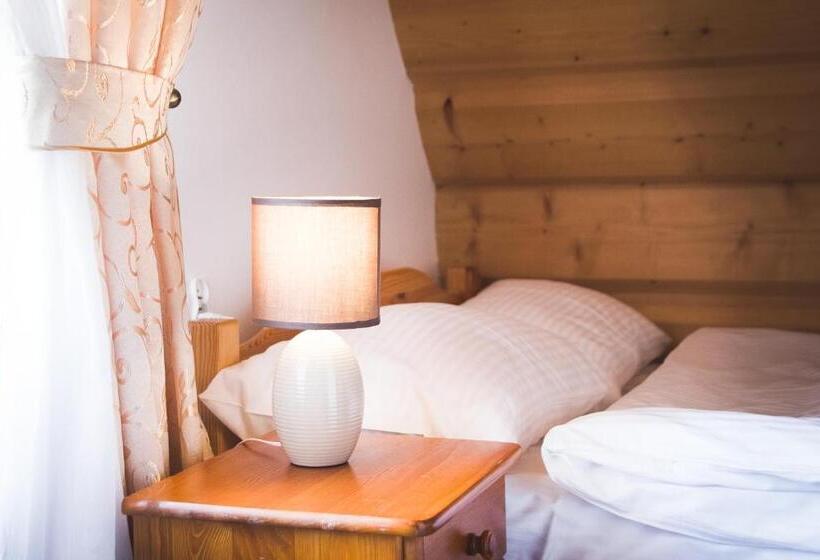 Номер Стандарт Трехместный, Willa Lichajówka