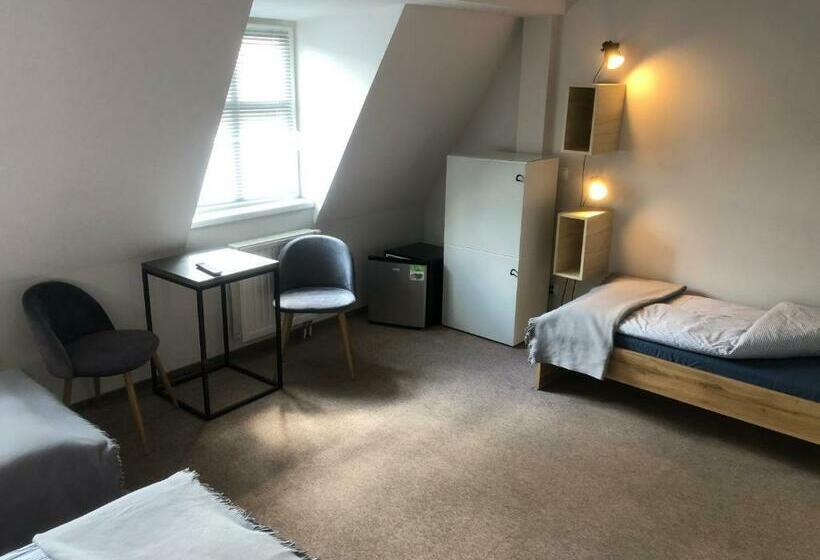 豪华三人间, Bemma Apart Hostel