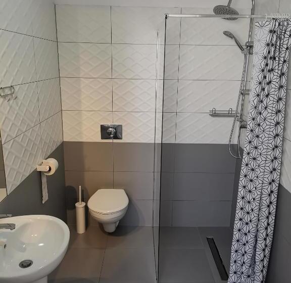 标准四人间共用浴室, Bemma Apart Hostel