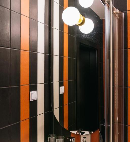 استودیوی استاندارد, Estery12 By Loft Affair