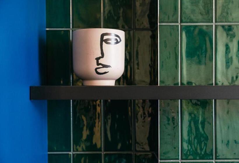 سوییت, Estery12 By Loft Affair