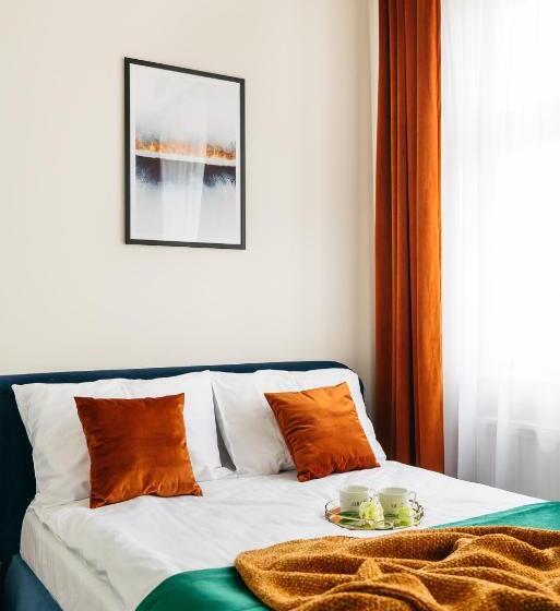 سوییت, Estery12 By Loft Affair