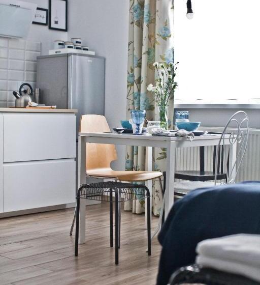 家庭工作室, Hostel 33