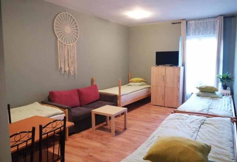 Четырехместный Номер Стандарт, Hostel Gliwice Centrum