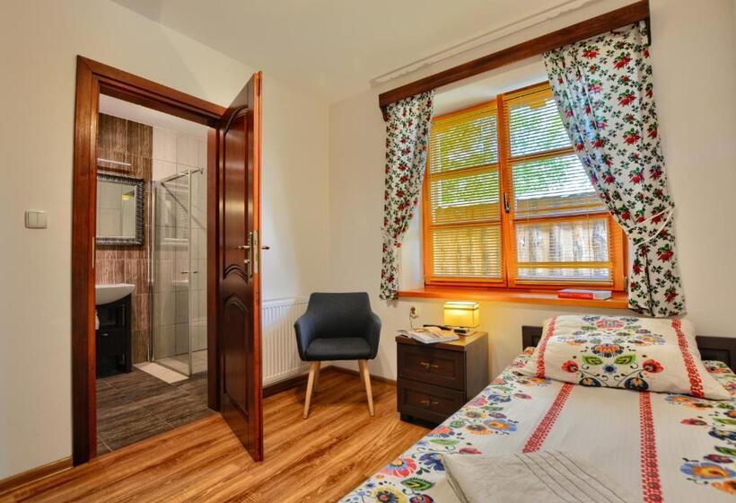 غرفة قياسية, Agroturystyka Olszynka