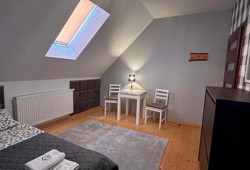 غرفة إقتصادية, Baza Grapa Dom Pokoje Do Wynajęcia