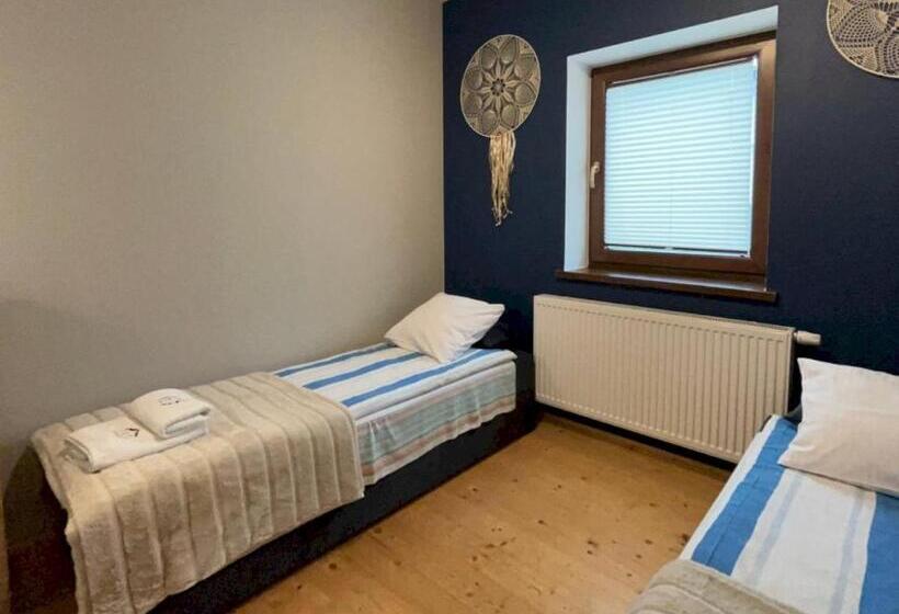 غرفة عائلية, Baza Grapa Dom Pokoje Do Wynajęcia